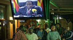 Vládnuca strana podala návrh na impeachment Mugabeho