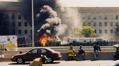 FBI zverejnila doteraz nepublikované snímky po útoku z 11. septembra