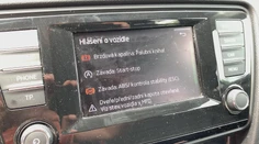 Lucia si našla poškodené auto. Keď policajti pozreli záznam kamery, neverili vlastným očiam