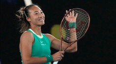 Australian Open: Súperka mladej Češky skrečovala zápas. Azarenková do ďalšej fázy nepostúpila