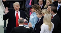 Exprezident Carter: Trump vyhral voľby iba vďaka zasahovaniu Ruska