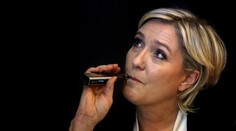 Le Penová žiadala odstránenie vlajky EÚ z TV štúdia: EÚ spôsobila našej krajine mnoho zla