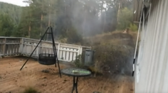 Muž si chcel nakrútiť búrku. Netušil, čo sa mu podarí zachytiť