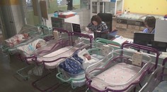 V Bratislave prevážajú budúce mamičky z jednej pôrodnice do druhej. A môže to byť ešte horšie