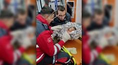 VIDEO: Po 90 hodinách vytiahli spod trosiek desaťdňové bábätko. Zachrániť sa ho podarilo aj s mamou