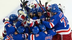 VIDEO: Na východe je to vyrovnané. Rangers si v predĺžení poradili s Floridou