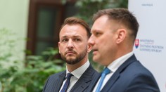 Vláda chce onedlho predstaviť prvé opatrenia z „lex atentát“