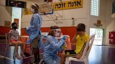 Izrael nedávno oslavoval „návrat do normálneho života“. Dnes pre variant delta mení stratégiu