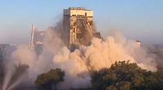 Už aj Dallas má svoju "šikmú vežu". Môže za to zbabraná demolácia kancelárskej budovy