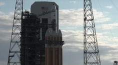 Do vesmíru odštartovala najväčšia raketa na svete