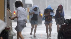 V Japonsku evakuovali pred tajfúnom 500-tisíc ľudí, zrušili stovky letov