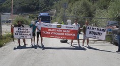 Subdodávatelia stavby tunelu Višňové neplatia faktúry. Bez príjmu sú stovky rodín robotníkov