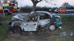 Tehotnú ženu z horiaceho auta vytiahol neznámy hrdina