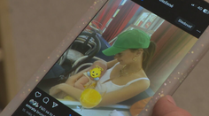 Nepomáha ani smajlík cez tvár. Ak zverejňujete fotky vašich detí, mali by ste spozornieť