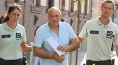 Šialený vodič z Lučenca si to namieril na policajta. Postavil sa pred súd