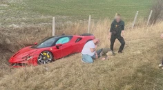 Vodič Dacie odkazuje vodičovi Ferrari z kolízie: „Som si vedomý, že chybu som urobil ja a mrzí ma to...“