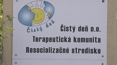 V Čistom dni vládne strach, tvrdí zamestnankyňa ústredia práce. Ministerstvo to odmieta