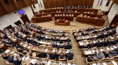 Noví poslanci si osvedčenie o zvolení prevezmú v piatok