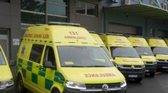 Sfetovaný muž si odrezal penis aj uši. Polonahý potom zmätene pobehoval po meste. Nevie, prečo to urobil