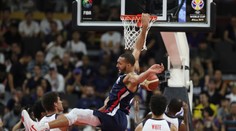 MS v basketbale: Francúzi vo štvrťfinále vyradili Američanov, Česi nestačili na Austráliu