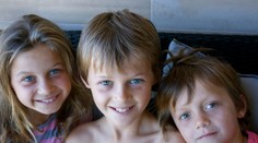 Pri zostrelení MH17 nad Ukrajinou prišli o tri deti. Teraz sa im vrátila nádej