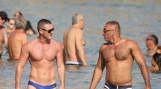 Dámy, sklameme vás. Sexy hviezda Draculy či Hobita randí s mužmi