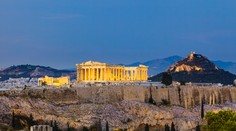 Najhoršia vlna horúčav. Grécko pre extrémne vysoké teploty zatvára školy aj atrakcie