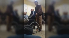 V skalickej nemocnici nechali na chodbe čakať pacienta zvíjajúceho sa od bolesti