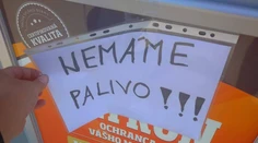 Nedostatok benzínu a nafty pretrváva. Pumpári po celom Slovensku začínajú byť zúfalí