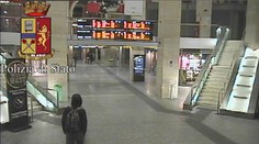 Kamery zachytili útočníka z Berlína aj na stanici v Turíne