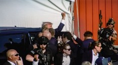 Po atentáte na Trumpa potvrdili mŕtveho účastníka mítingu, dve osoby sú vážne zranené