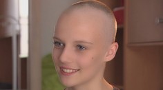 Iba 16-ročná Sofi má rakovinu. Jej úsmev a odhodlanie sú nákazlivé