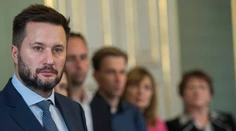Nový bratislavský primátor Vallo bude zarábať viac ako 5 300 eur