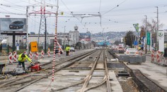Najťažšie práce majú za sebou. Na Vajnorskú radiálu v Bratislave sa v pondelok vrátia električky