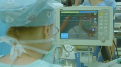 Lekári v šoku: Odporcovia vakcín by radšej zomreli, ako by prijali transfúziu od očkovaného