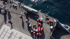 Sedem amerických námorníkov nezvestných po zrážke s komerčnou loďou