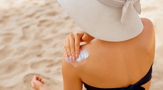 Móda hnedej pokožky je minulosťou. Opaľovaniu by ste sa podľa odborníkov mali radšej vyhnúť