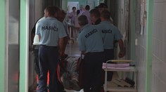 Ľudí zaujal prípad 300-kilového muža, ktorému pomáhali hasiči: Obéznych Slovákov pribúda