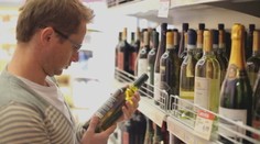 Kalorické tabuľky už budú aj na alkohole. Pivné brucho totiž nie je mýtus