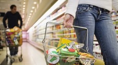 Ľudia cez pandémiu zmenili zvyky pri nakupovaní. Čo je víťazom a čo prepadákom?