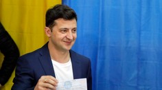 Exit poll: Novým prezidentom Ukrajiny sa stal komik Volodymyr Zelenskyj