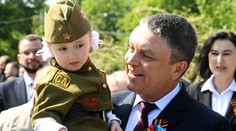 Rusko ponúka ukrajinské deti odtrhnuté od svojich rodín na adopciu