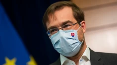Koronavírus sme prakticky eliminovali, no v opatreniach treba pokračovať do vyvinutia vakcíny