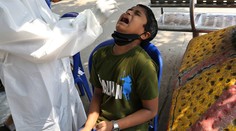 Rakúsko od štvrtka zakáže lety z Indie a poskytne jej pomoc vo forme liekov