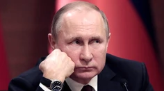 Putin pozastavil účasť Ruska na zmluve medzi USA a ZSSR z čias studenej vojny