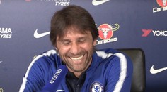 Conte na tlačovke rozosmial novinárov: Vždy mi volá v tom najmenej vhodnom čase!