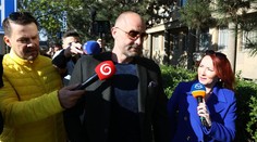 Norbert Bödör sa dnes ráno objavil na policajnom prezídiu