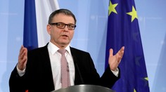 Český minister zahraničných vecí sa zranil pri dopravnej nehode