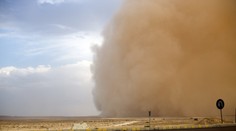 Egypt zasiahla piesočná búrka, turisti sú zatvorení na hoteloch
