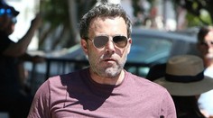 Po troch mesiacoch si našiel náhradu. Ben Affleck randí s touto blondínkou